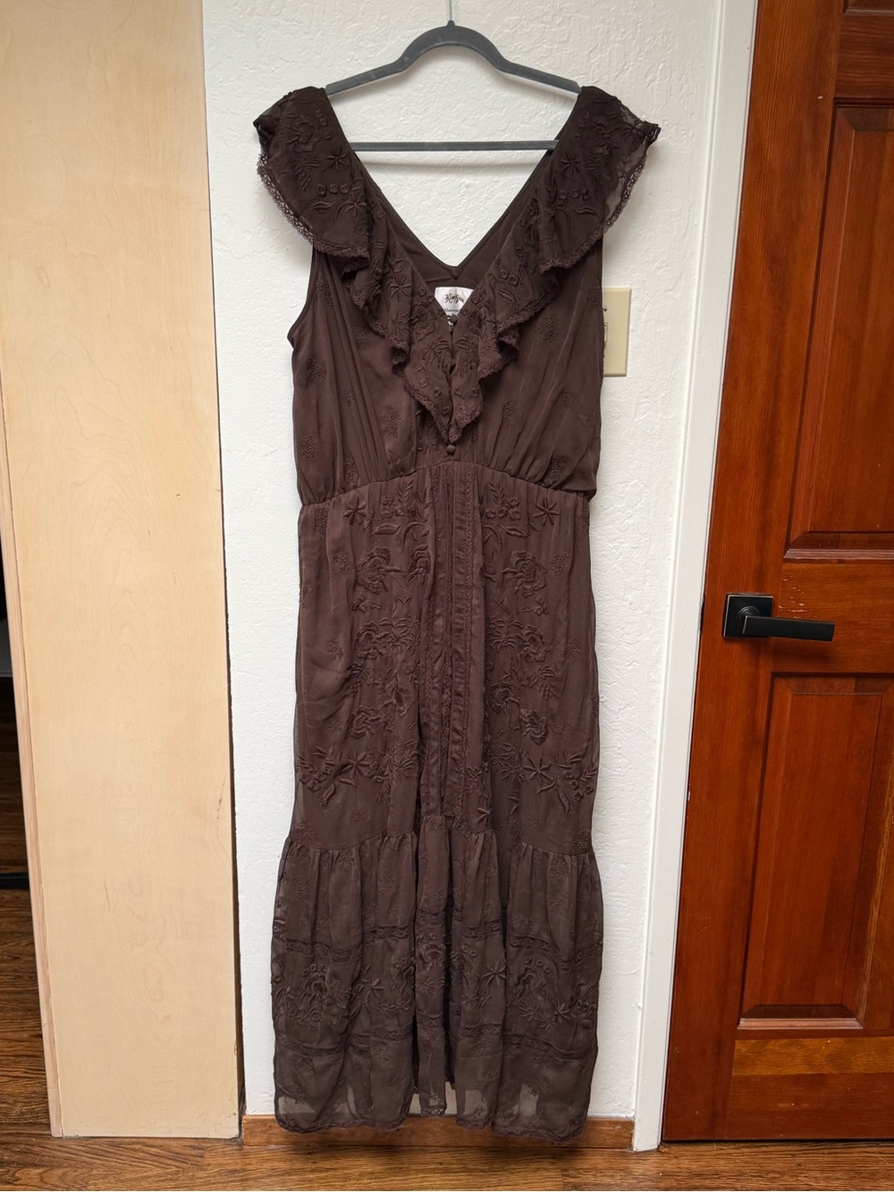 Abercrombie&Fitch x Kemosabe Brown Ruffled V-Neck Embroidered Tiered Maxi Dress